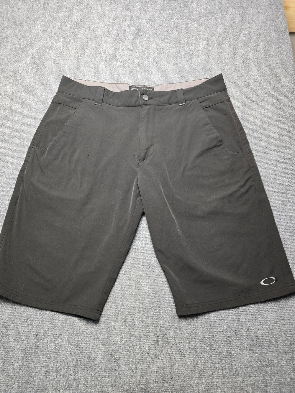 Oakley Golf Shorts Mens 36 Black Regular Fit Performance Flat Front